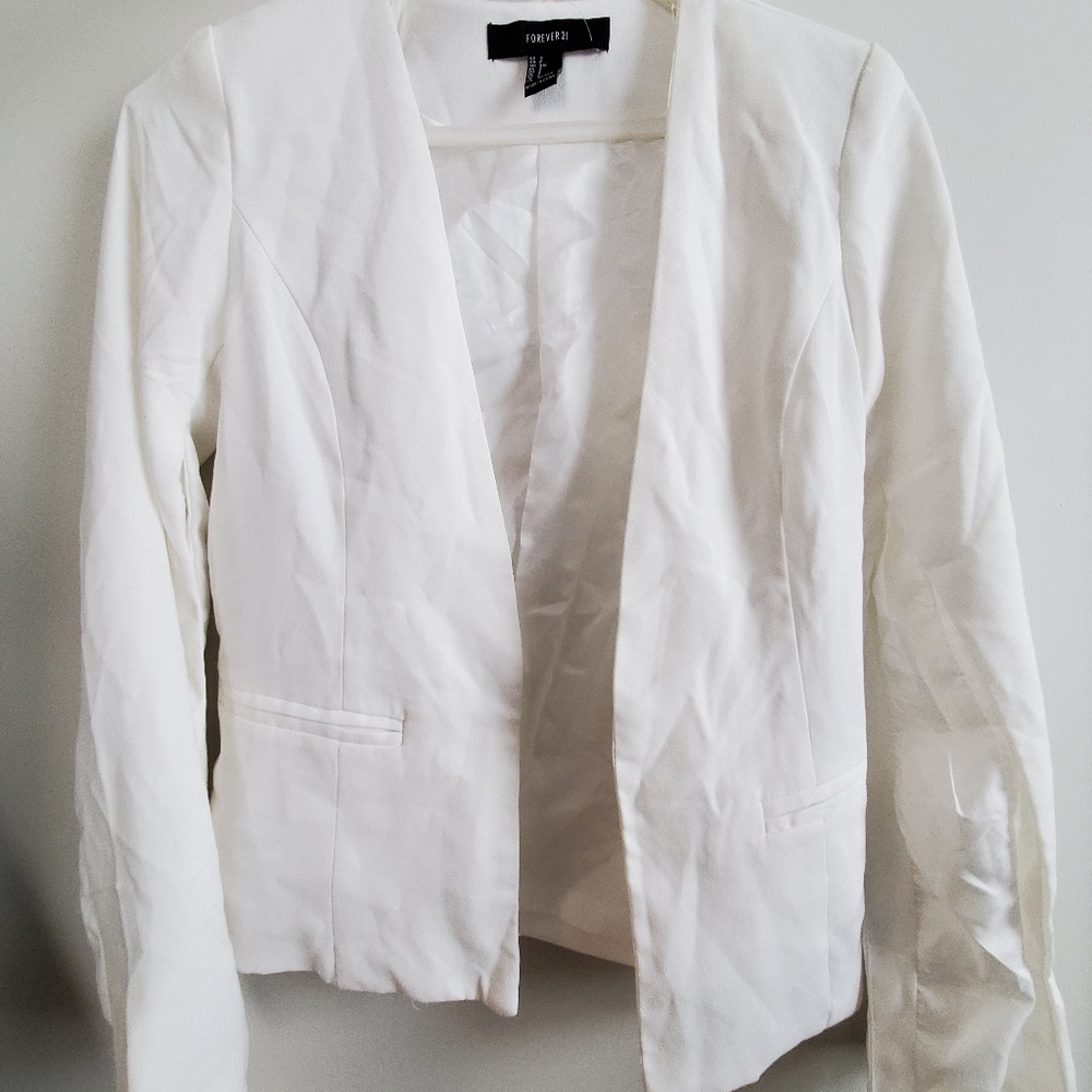 Open Blazer - White linen XS slit sleeve detail